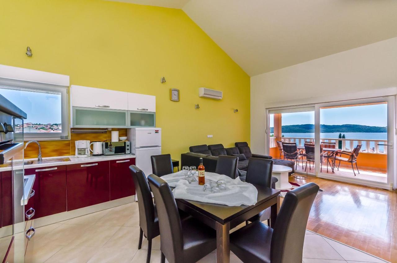 Apartments Melita Trogir Extérieur photo